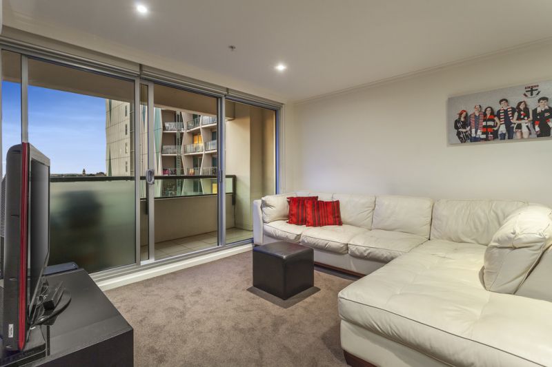 804/50-64 Jeffcott Street, West Melbourne - Thumbnail 5