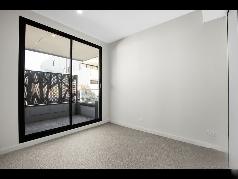 103/26 Warleigh Grove, Brighton - Thumbnail 2