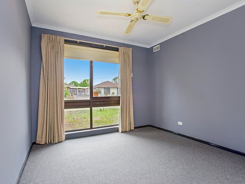 4 Pyramus Place