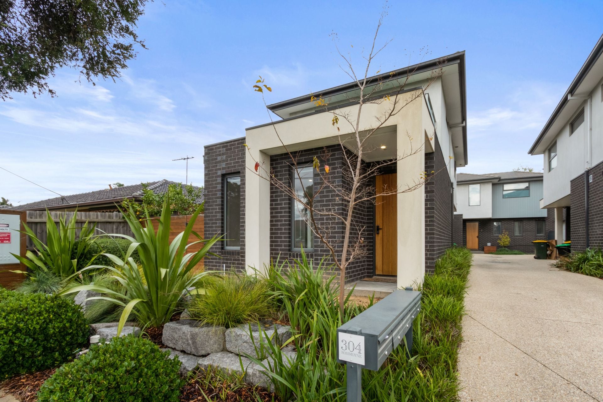 Stylish and Modern 2-Bedroom Unit
