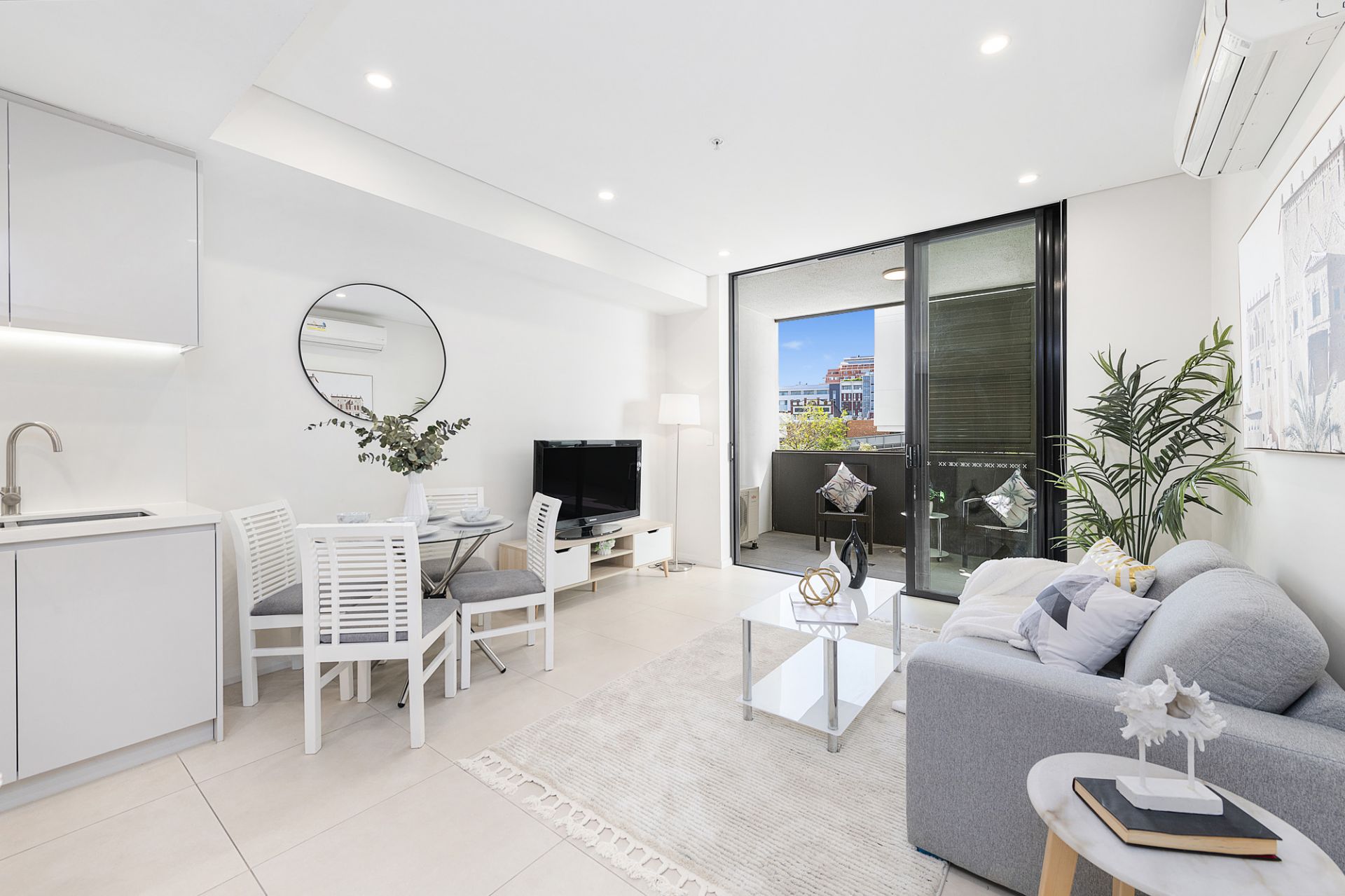 106/14 Woniora Road, Hurstville, Hurstville - Thumbnail 3