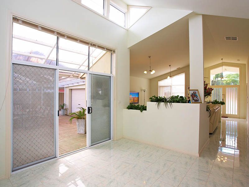64 Chisholm Drive, Caroline Springs - Thumbnail 7
