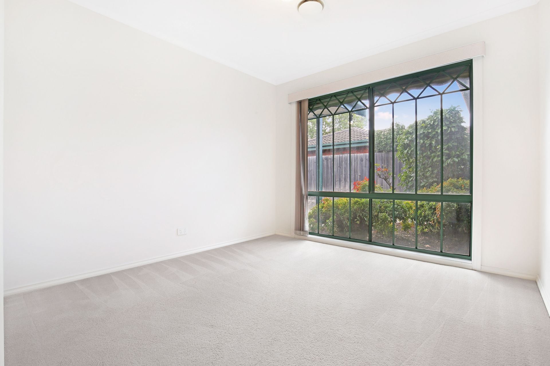 Immaculately Presented Unit!