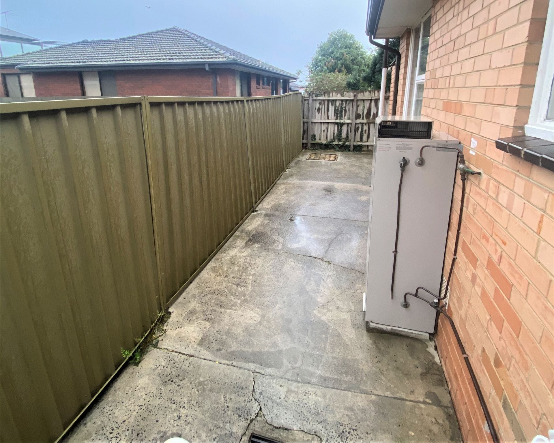 Neat and Tidy Two Bedroom Unit