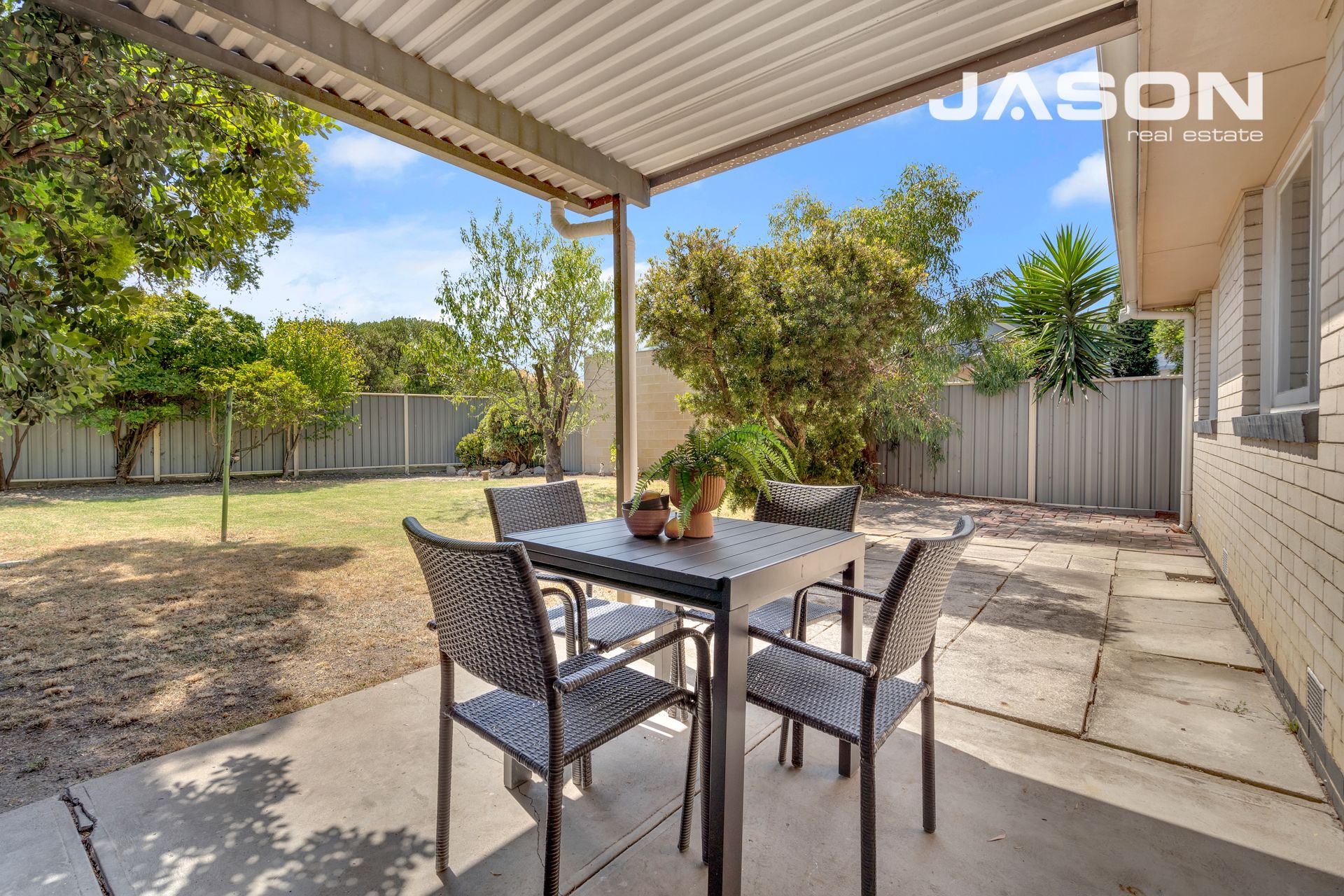 12 Warwick Place, Tullamarine | Jason Real Estate