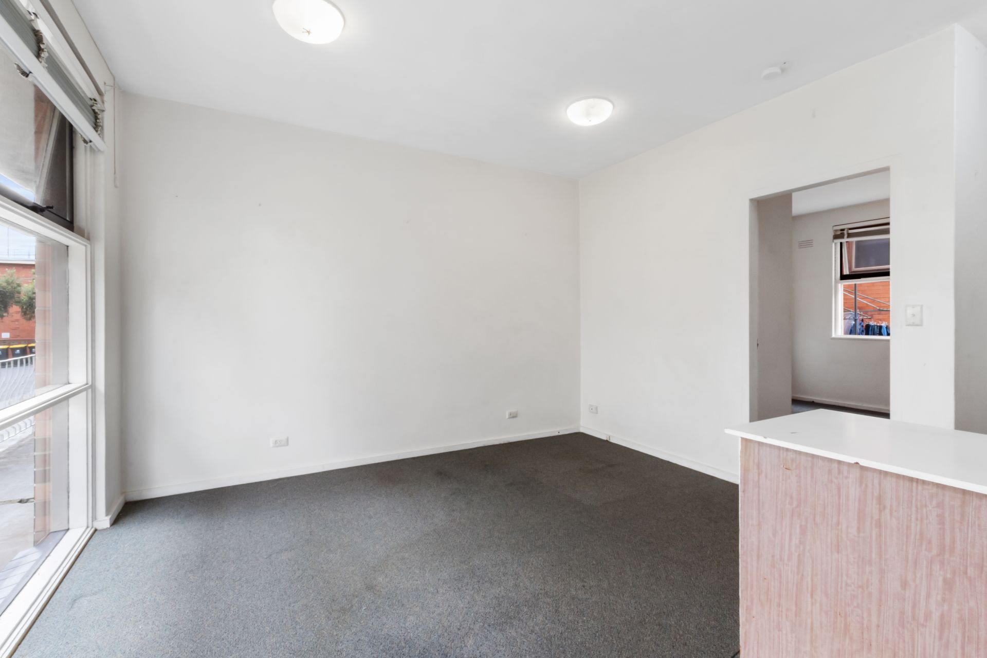 Large one bedroom apartment.