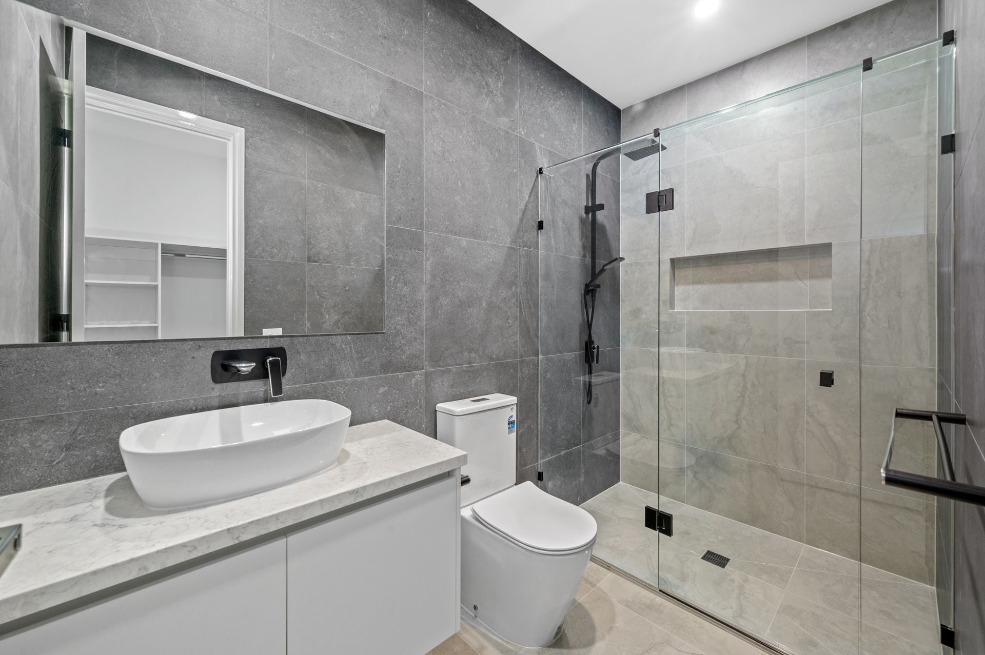 BRAND NEW BOUTIQUE FAMILY HOME