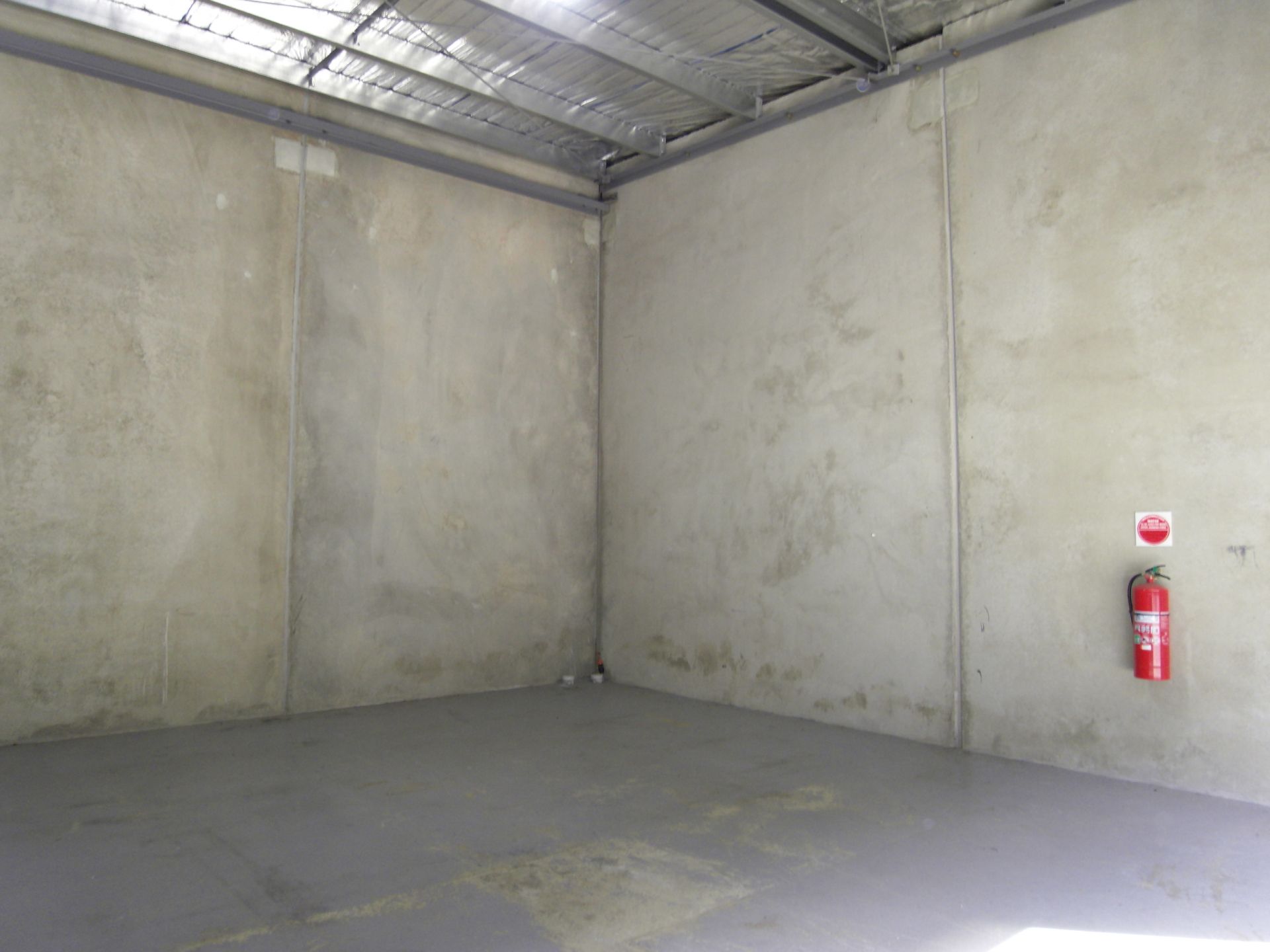 WAREHOUSE/STORAGE UNIT