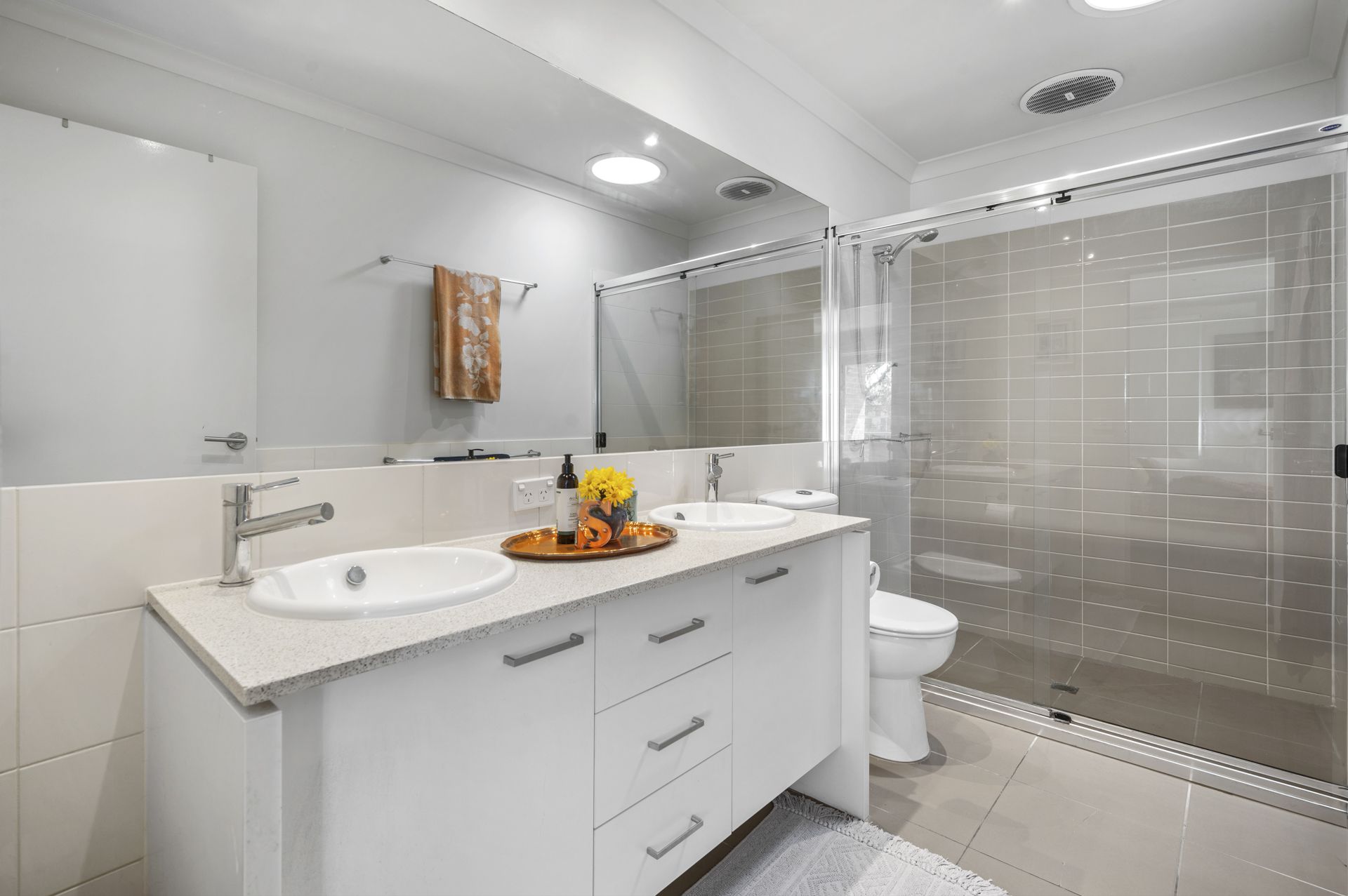 Effortless Modern Living