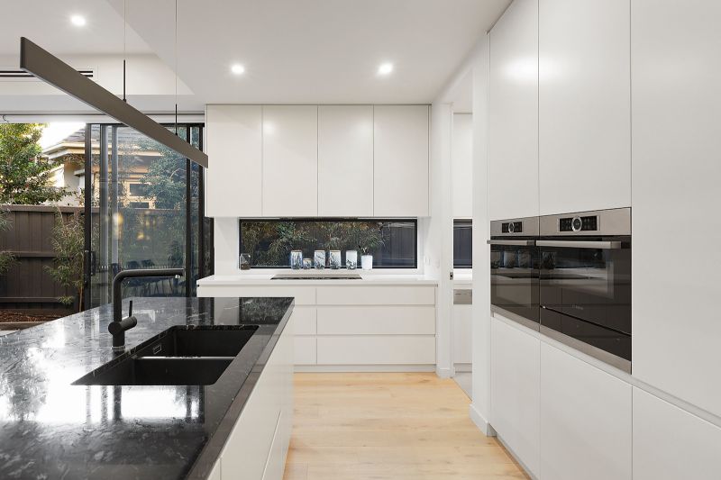 21B Orrong Crescent, Caulfield North - Thumbnail 5