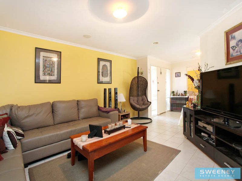 12 Forsyth Close, Burnside - Thumbnail 3