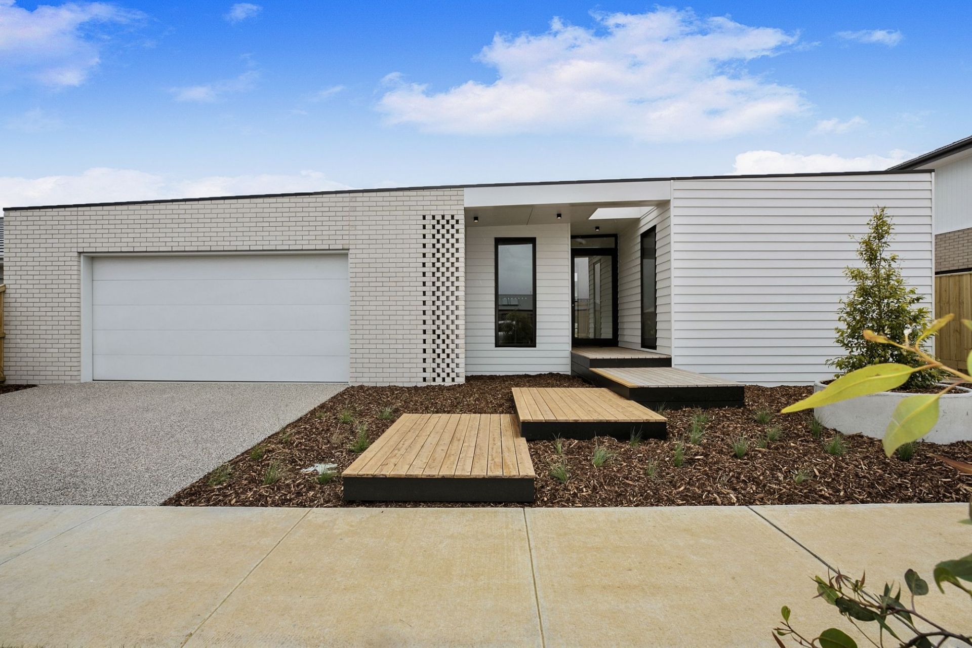 4 Shorebreak Way Ocean Grove VIC, Ocean Grove - Thumbnail 2