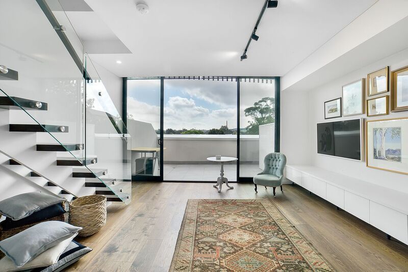 Converted warehouse living w/ private entertainers terrace