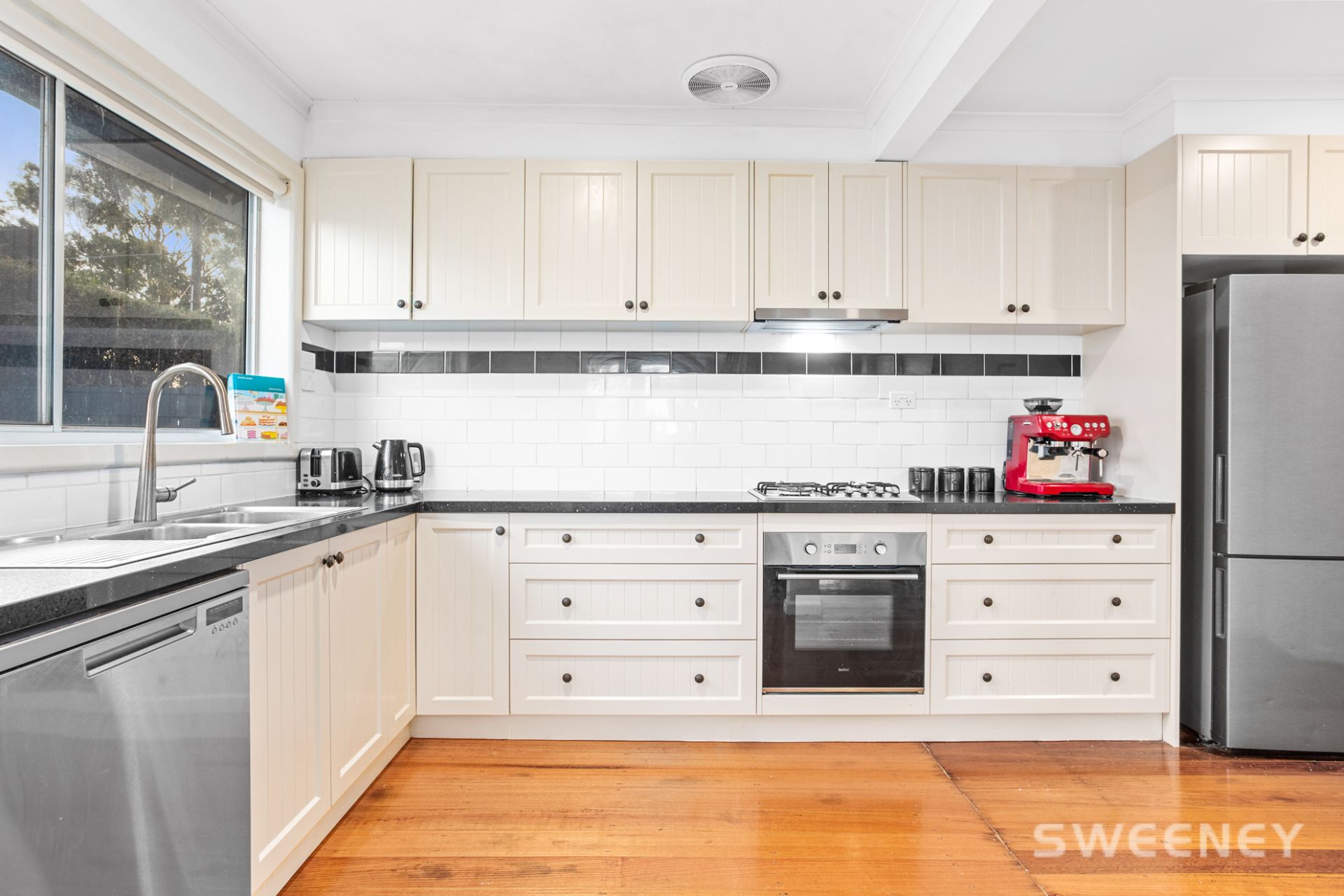 162 Grieve Parade, Altona - Thumbnail 6