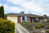 33 Windhaven Drive, Warragul VIC