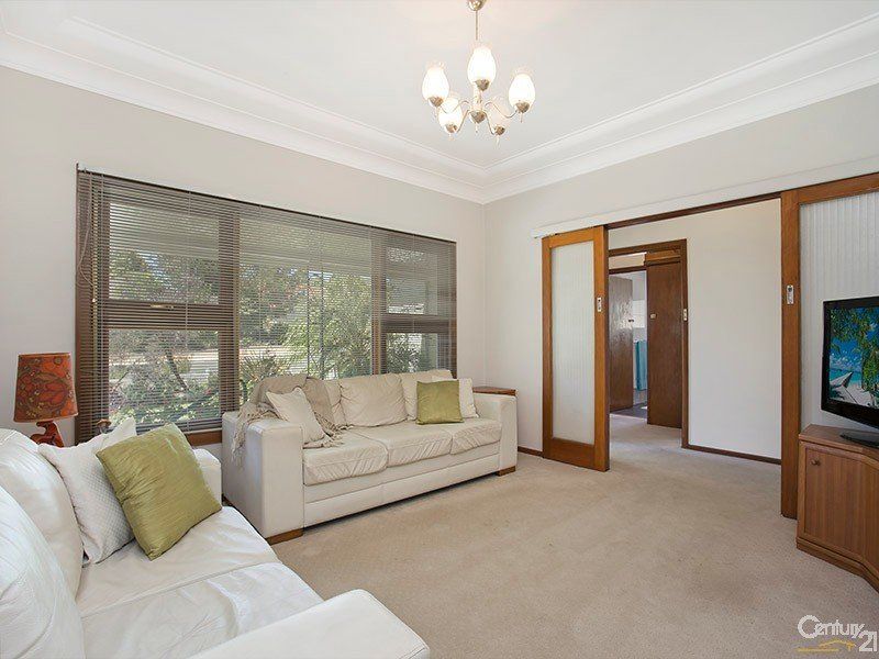 39 Linden Street, SUTHERLAND, Sutherland - Thumbnail 3