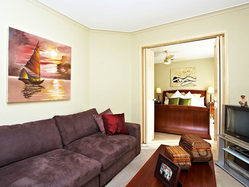6 Creekbank Place, Caroline Springs - Thumbnail 7
