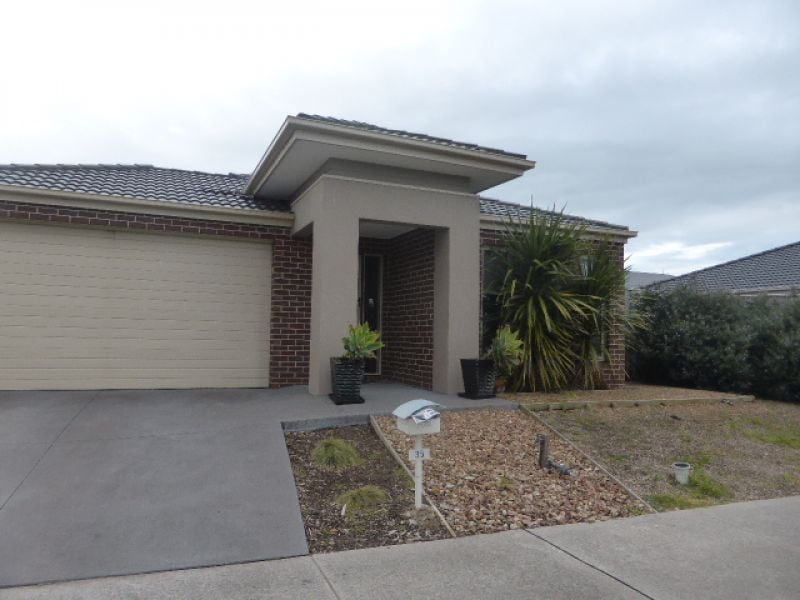 35 Trevi Drive, Mernda