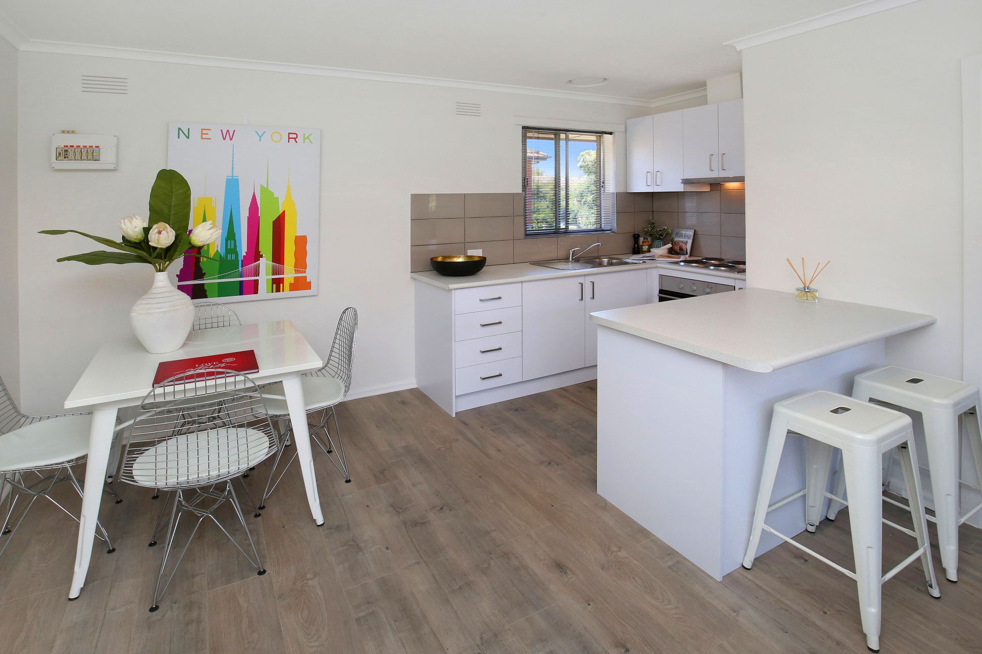 NEWLY RENOVATED, GREAT LOCATION, GREAT LIFESTYLE