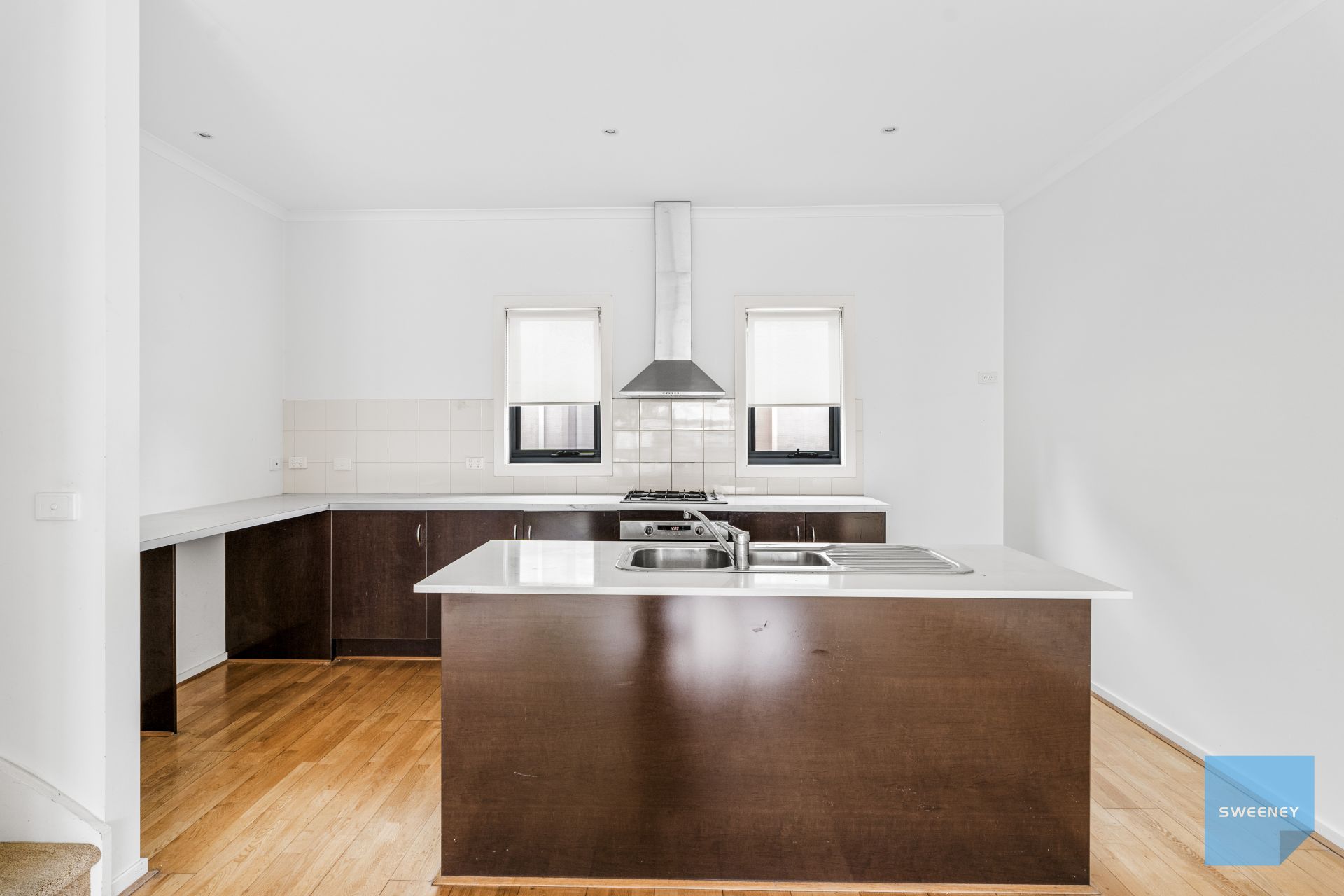 2/4 Hopetoun Green, Caroline Springs - Thumbnail 8