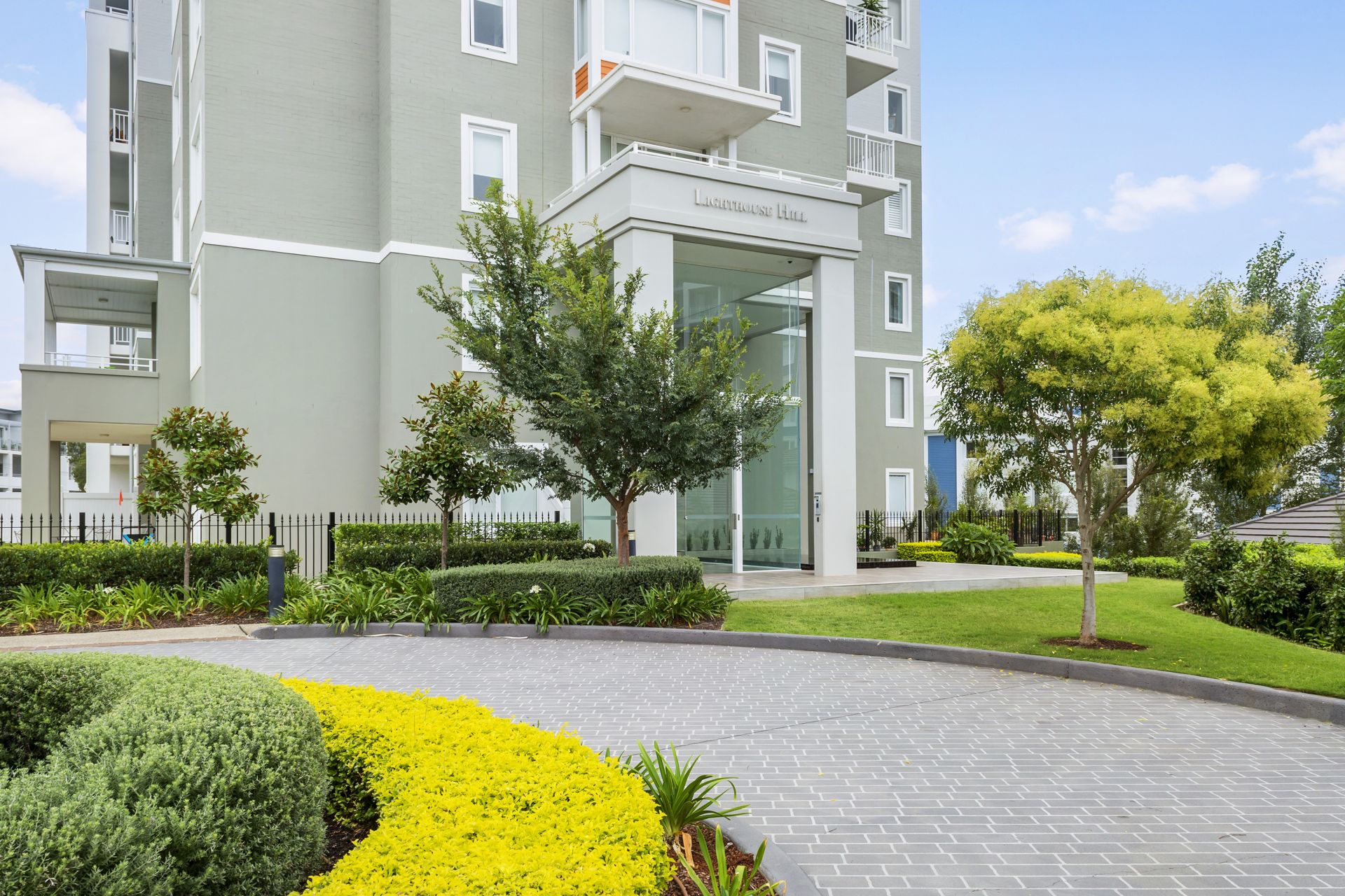 Real Estate For Sale 204/18 Woodlands Avenue Breakfast Point , NSW