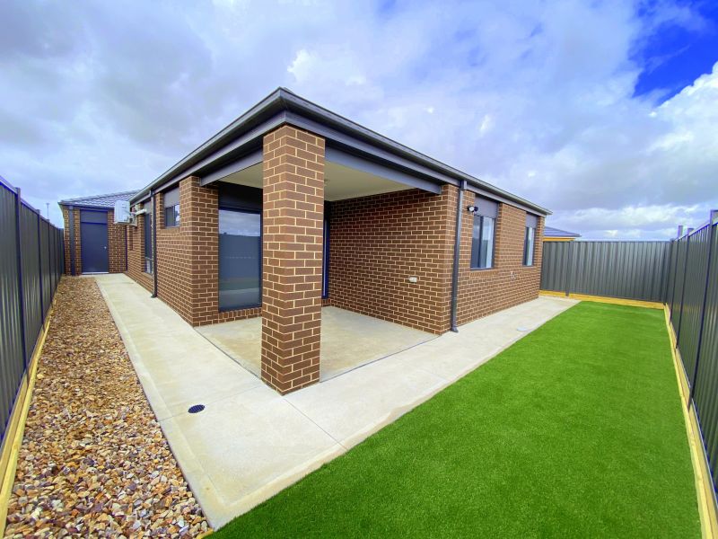 16 Sahlia Avenue, Kalkallo