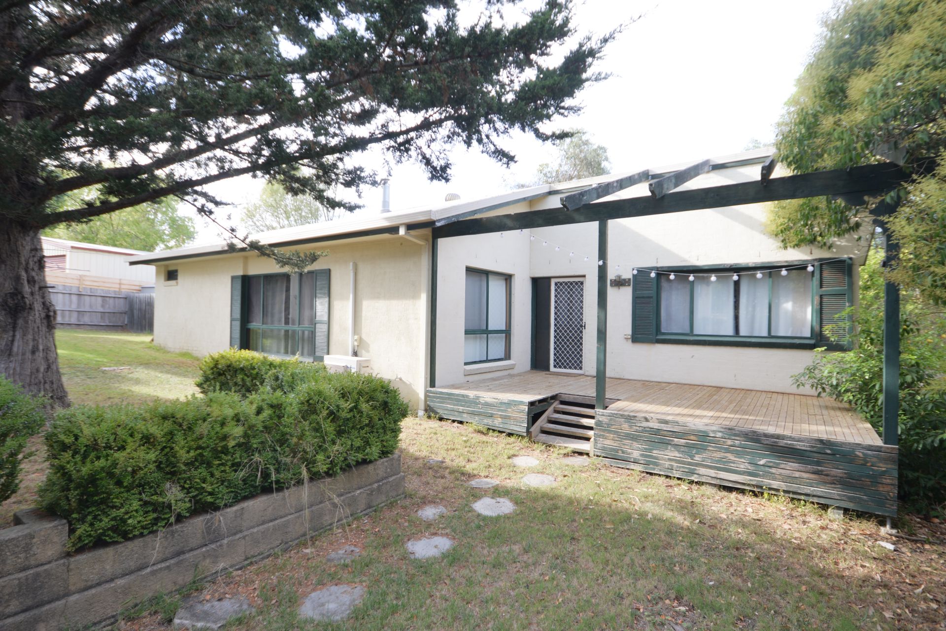 15A Harnham Drive, Bairnsdale VIC