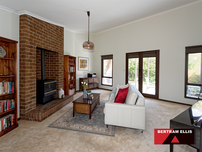 6 McCabe Crescent, Holt - Thumbnail 7
