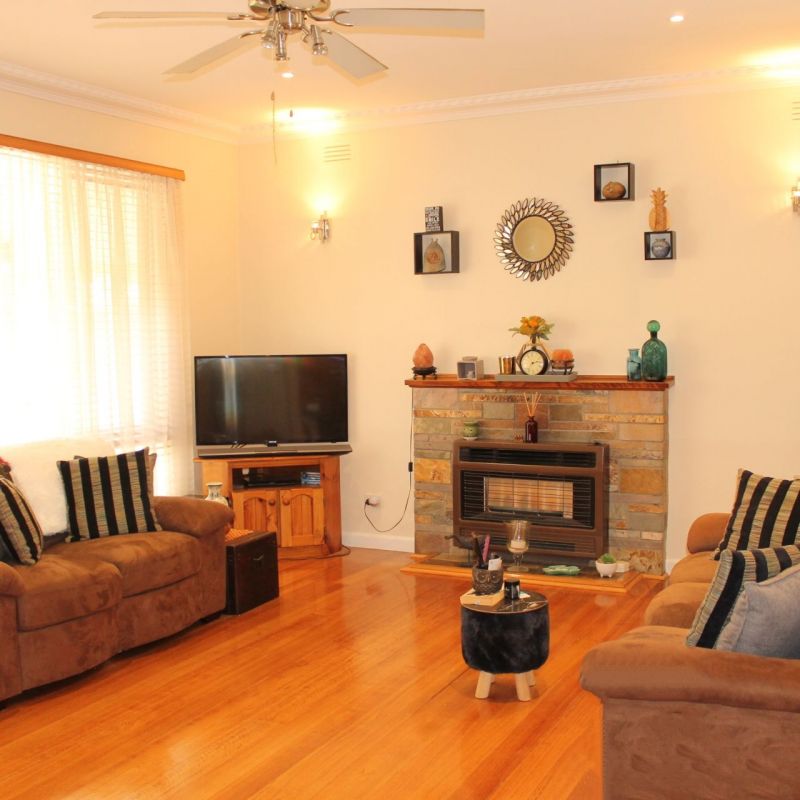 19 Charles Road, Altona - Thumbnail 4