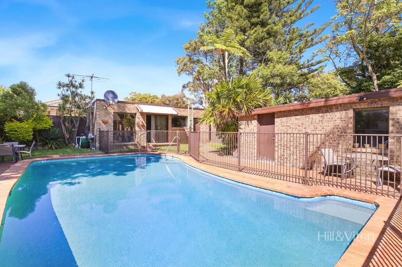 22 Captain Cook Drive, Caringbah, Caringbah - Thumbnail 2