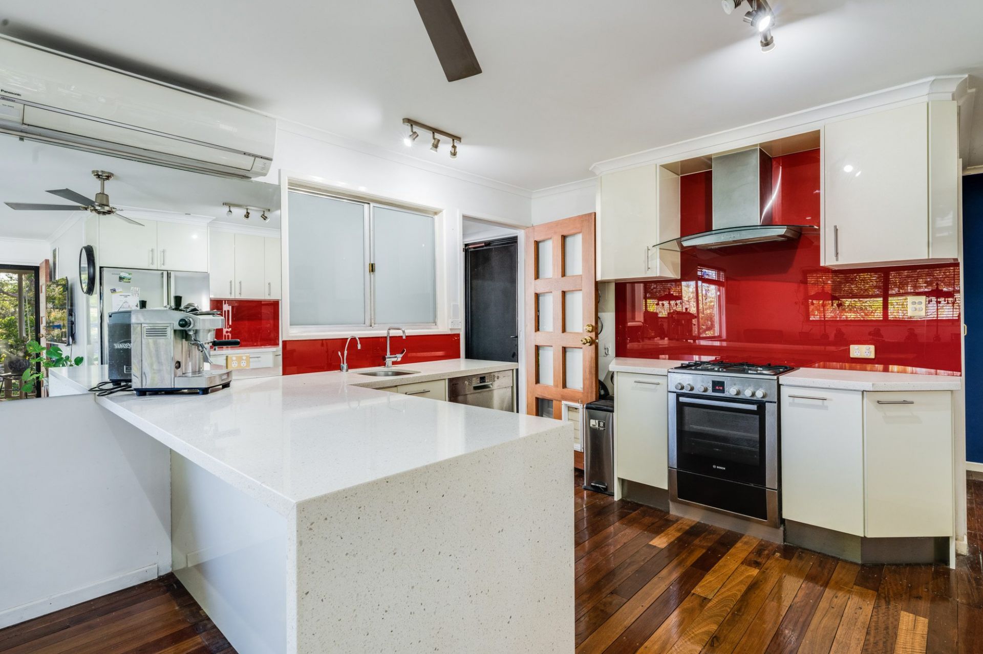 26 Kylie Street, Arundel - Thumbnail 8