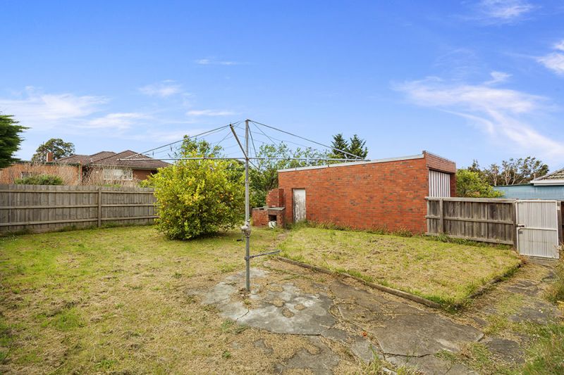 13 Hampshire Road, Doncaster - Thumbnail 3