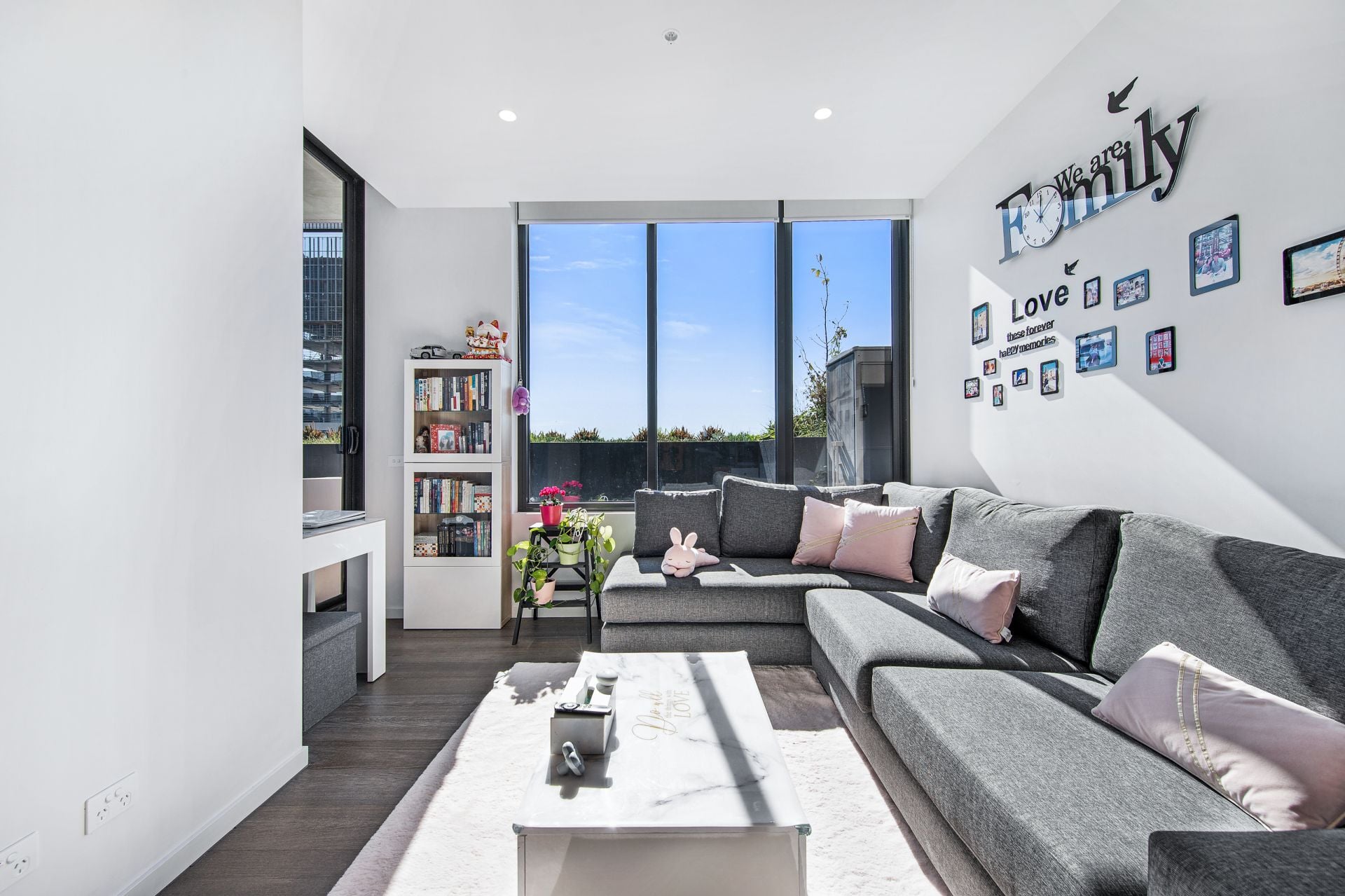 402/12-14 Nelson Road Box Hill VIC, Box Hill - Thumbnail 2