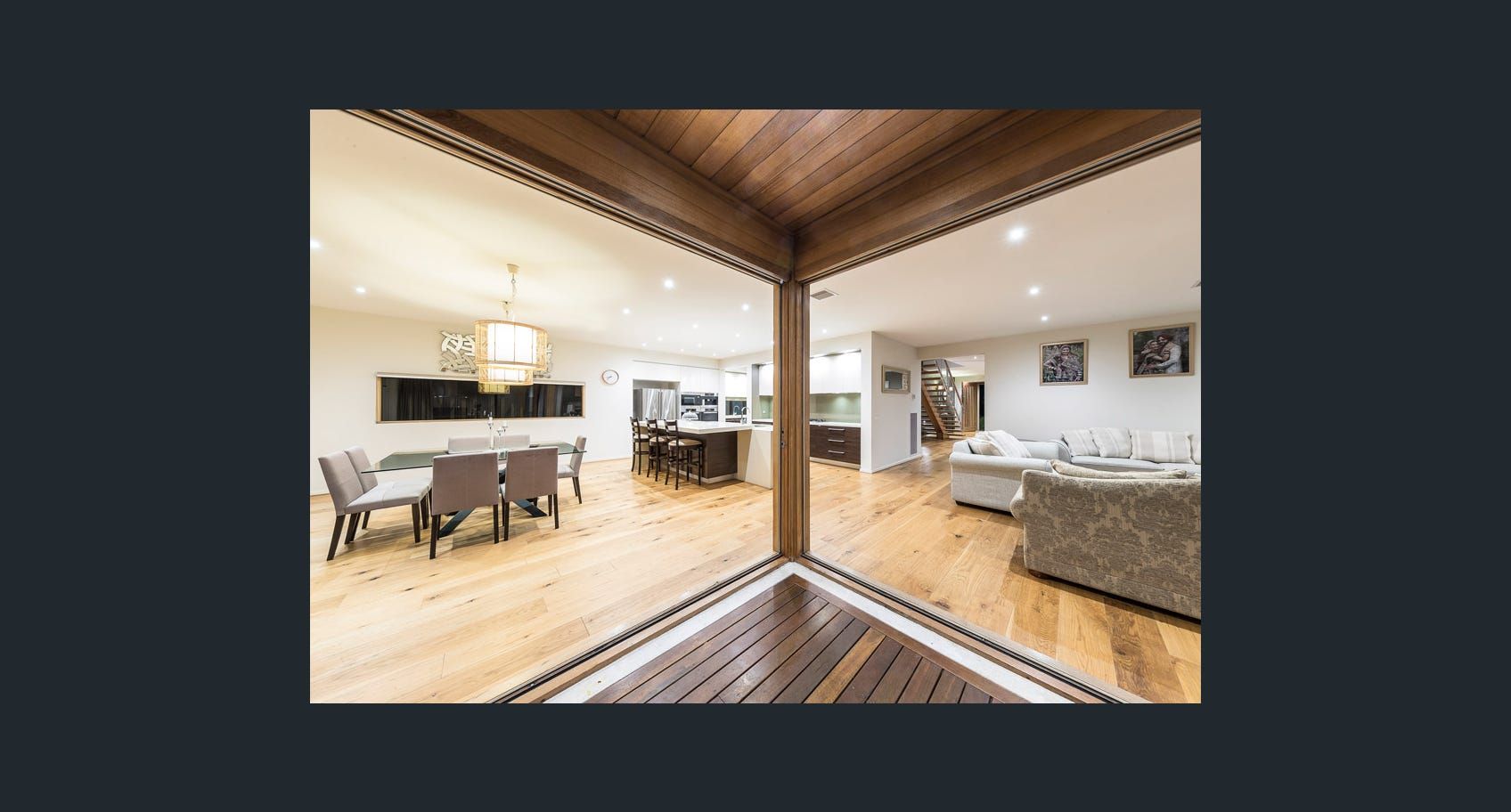LUXURY LIVING