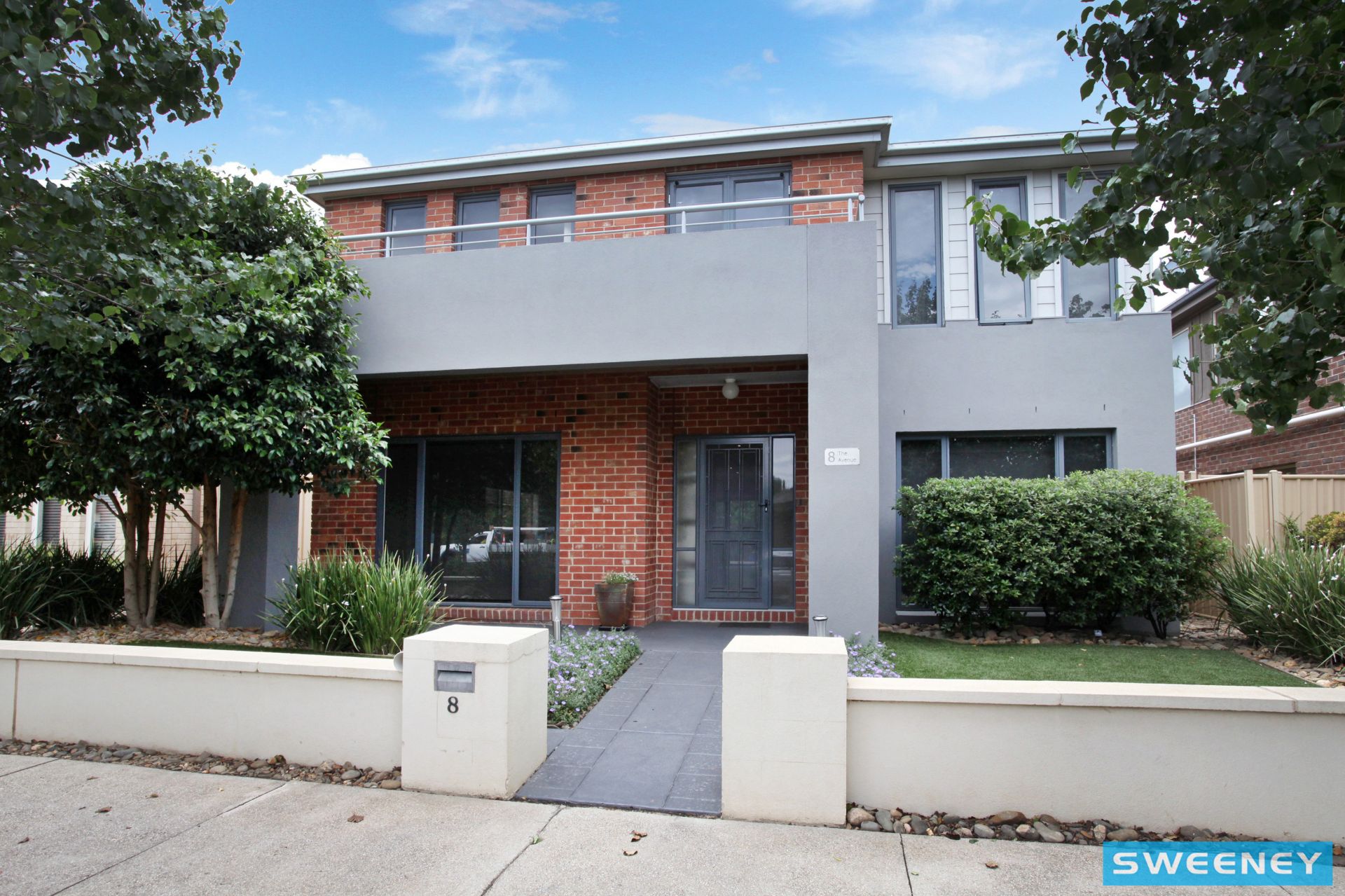 8 The Avenue, Caroline Springs - Thumbnail 4