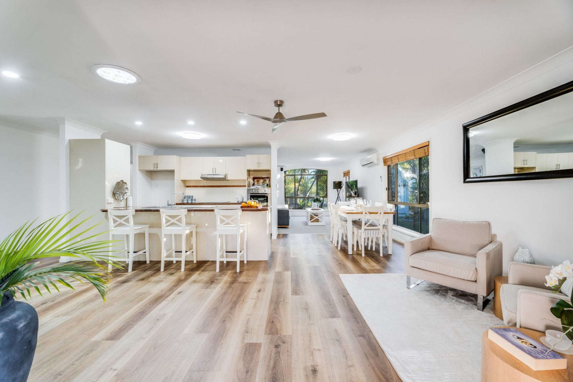 $ 1,150,000, Mudgeeraba - Thumbnail 2