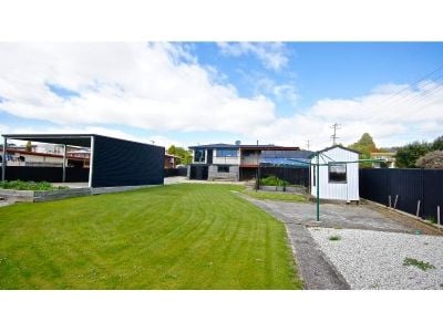 3
 
 
 
  
 
 
 1
 
 
 
  
 
 
 3
 
 
 
 
 
 
 
 19 Hamilton Street, ULVERSTONE TAS 7315, Ulverstone - Thumbnail 5