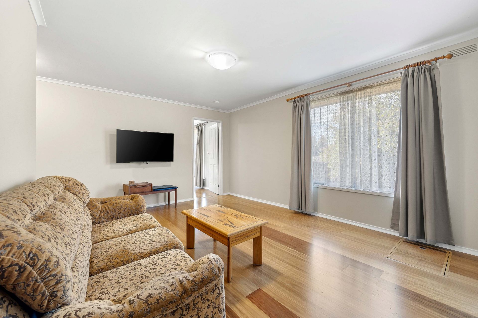 19 Mathilda Street, Wendouree, Wendouree - Thumbnail 5
