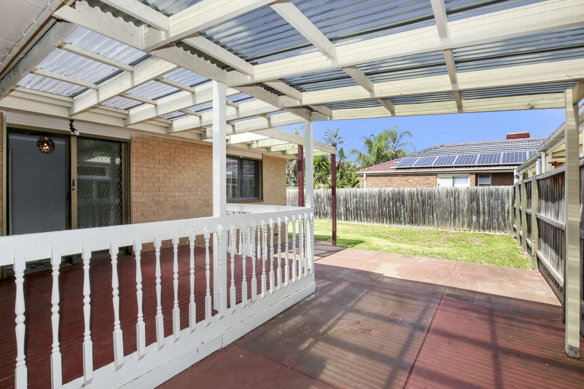 BRIGHT & LOVELY 3 BEDROOM HOME