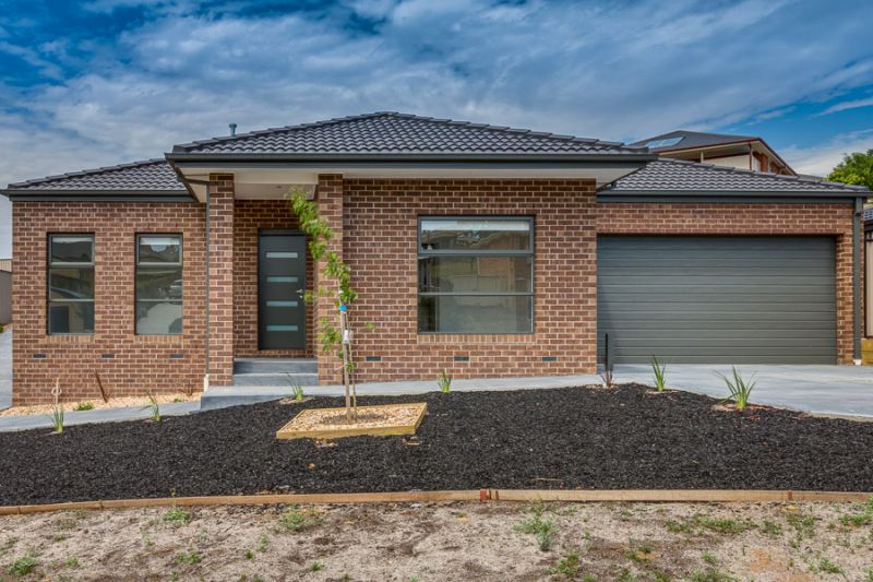 29 Lewis Street, Bacchus Marsh - Thumbnail 2