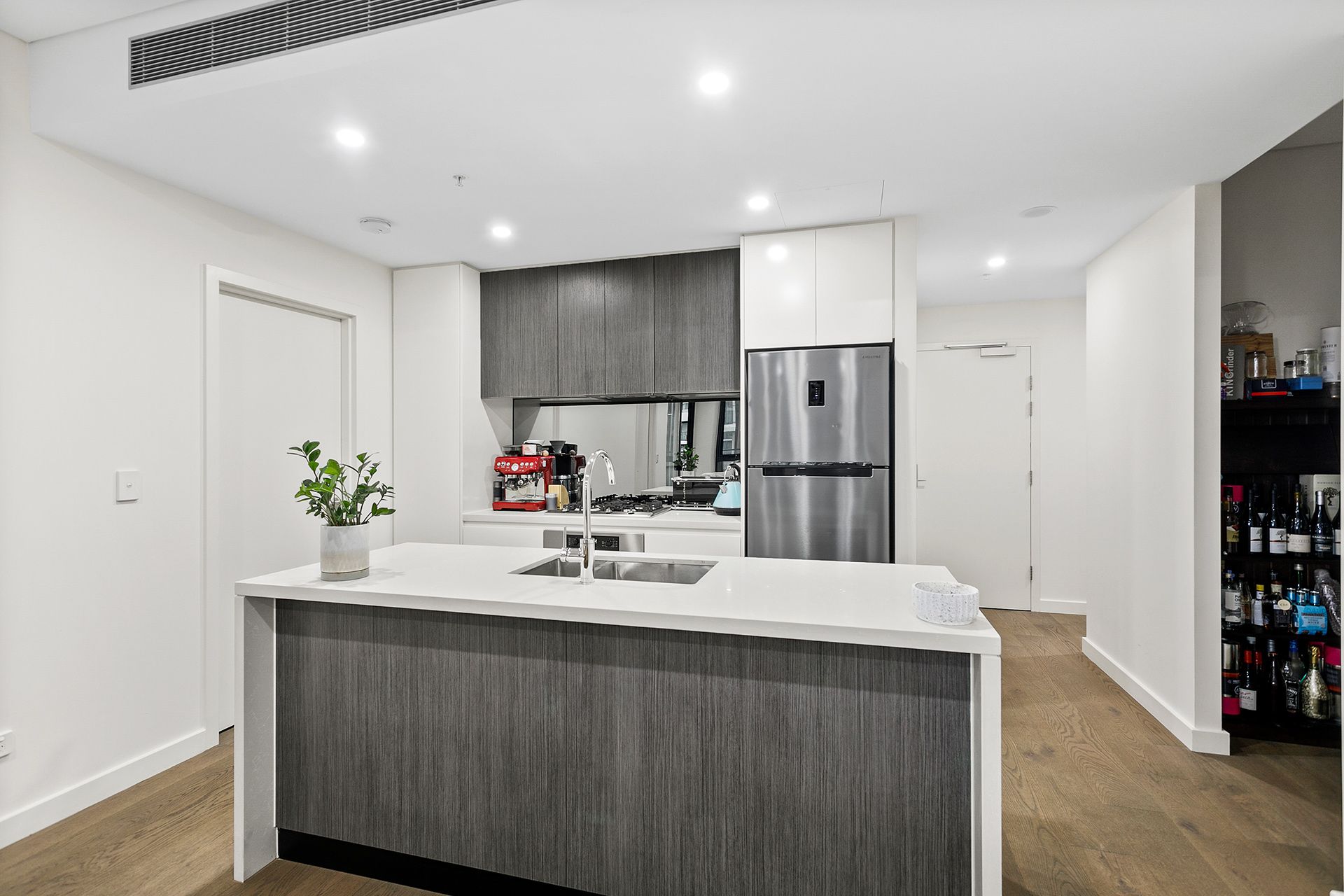 205/11 Garrigarrang Avenue Kogarah NSW, Kogarah - Thumbnail 2