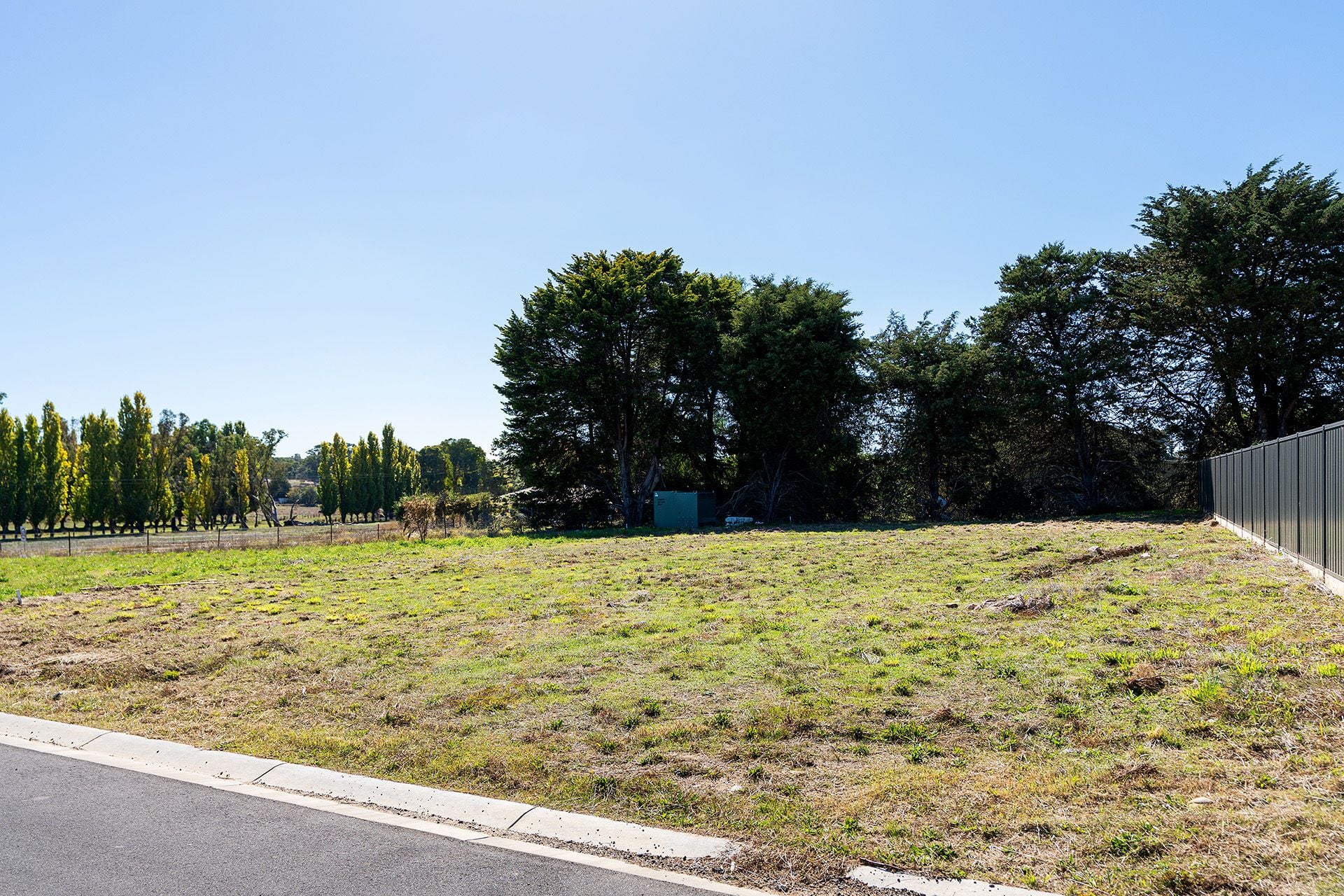 1 Banksia Court, Campbells Creek - Thumbnail 4