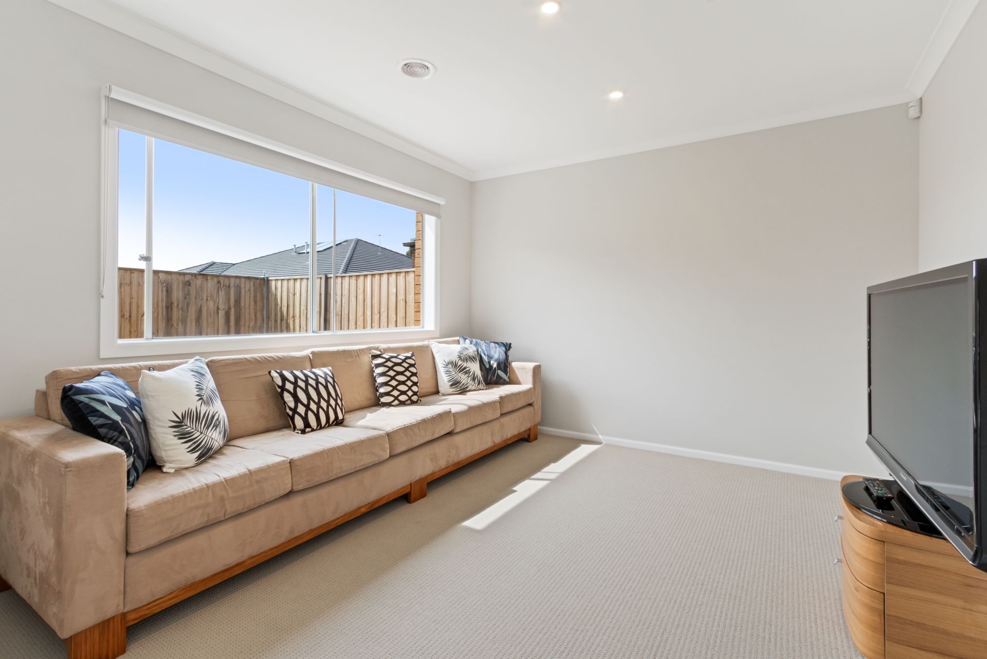 PERFECT SPACIOUS FAMILY HOME
