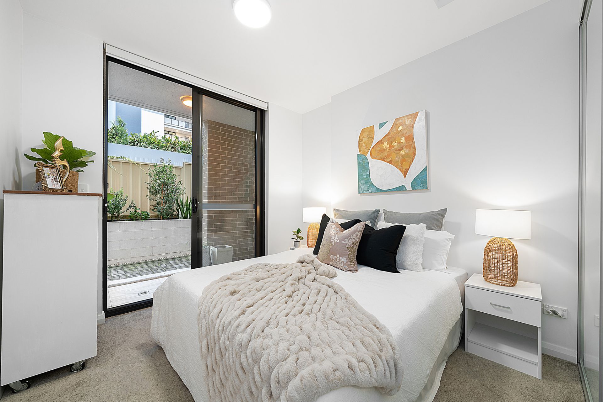 106/4-8 Smallwood Avenue, Homebush, Homebush - Thumbnail 5