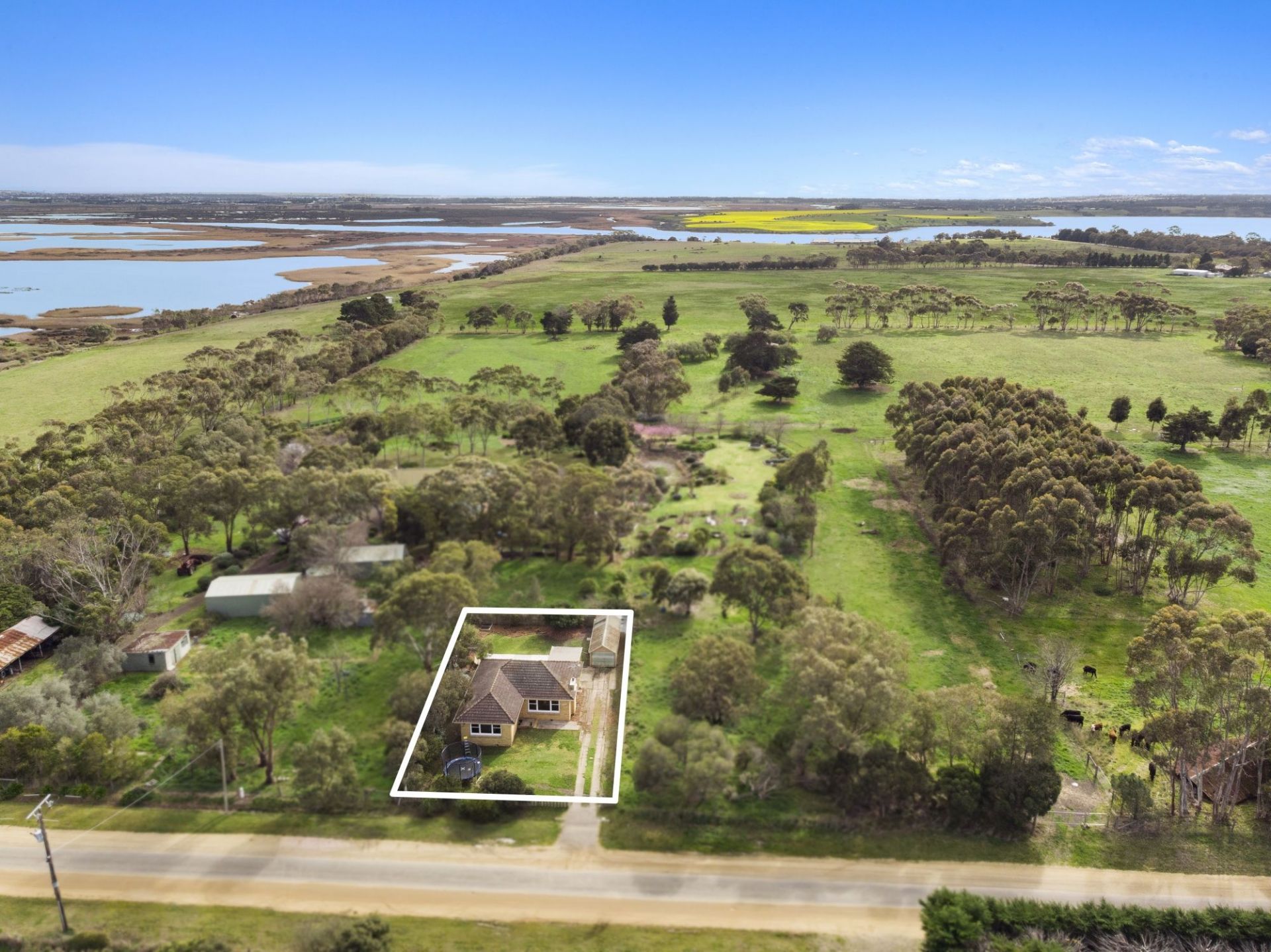 667-669 Lake Road Connewarre VIC, Connewarre - Thumbnail 2