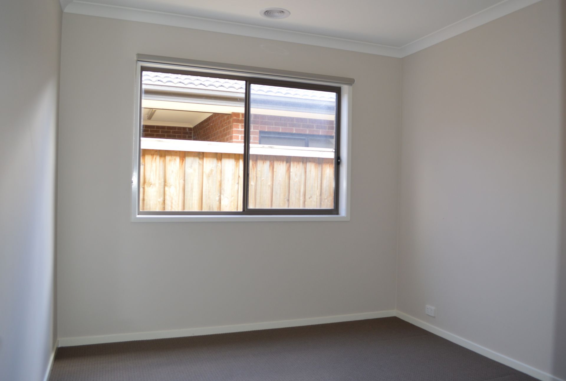 IDEAL FAMILY HOME IN SUPERB LOCATION!