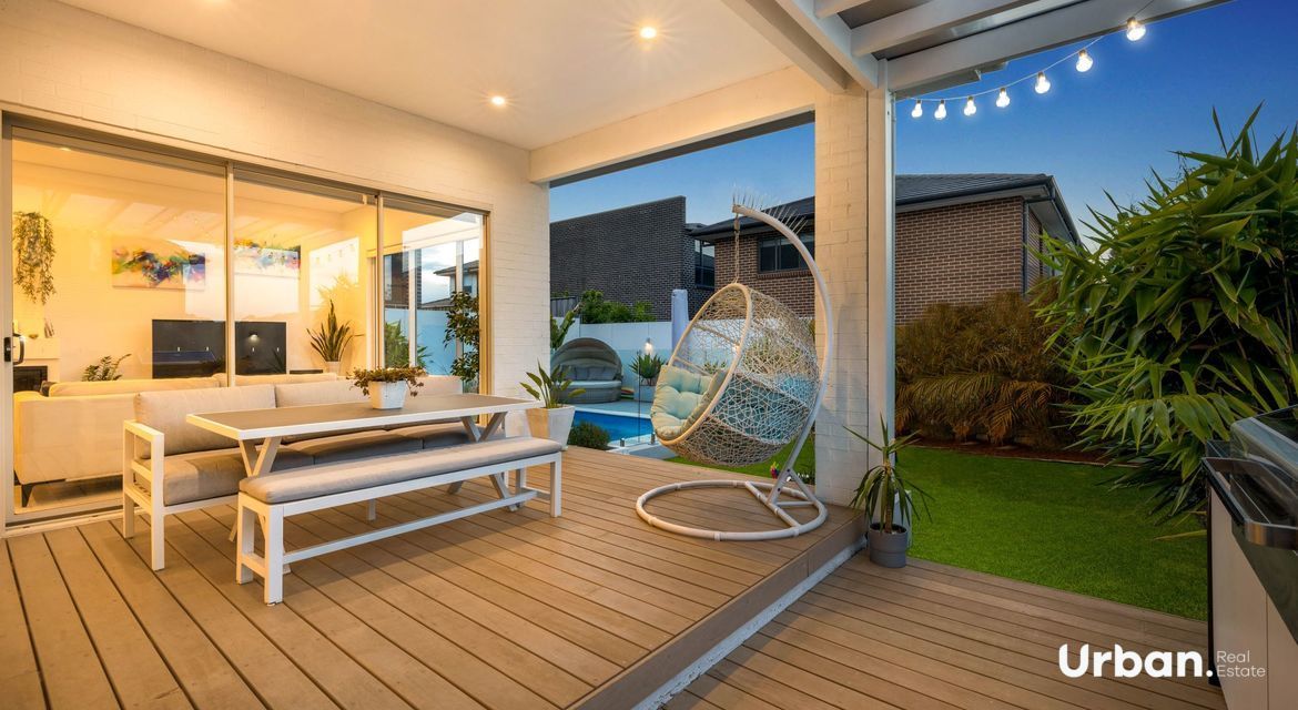 Colebee 42 Aspect Crescent