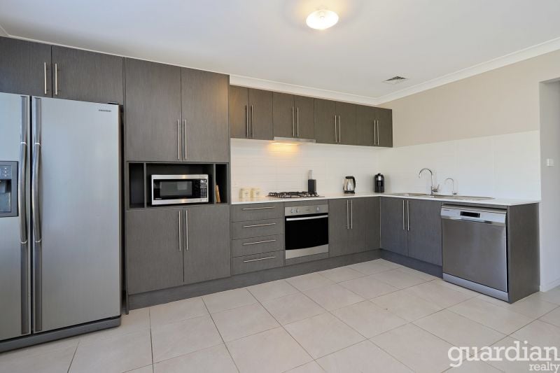 4 Hillview Road Kellyville NSW, Kellyville - Thumbnail 4