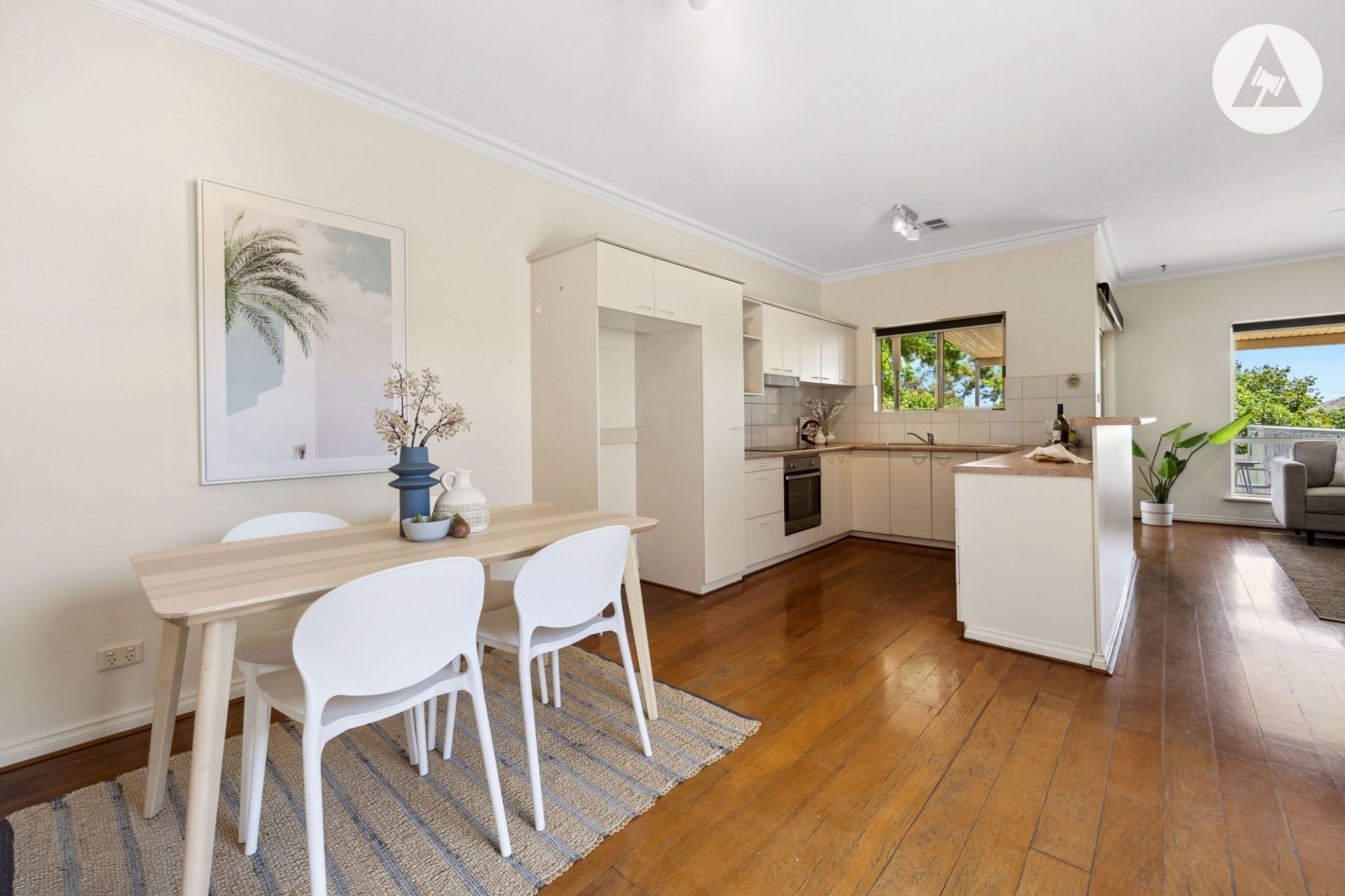 16 Shepherds Hill Road, Bedford Park - Thumbnail 3