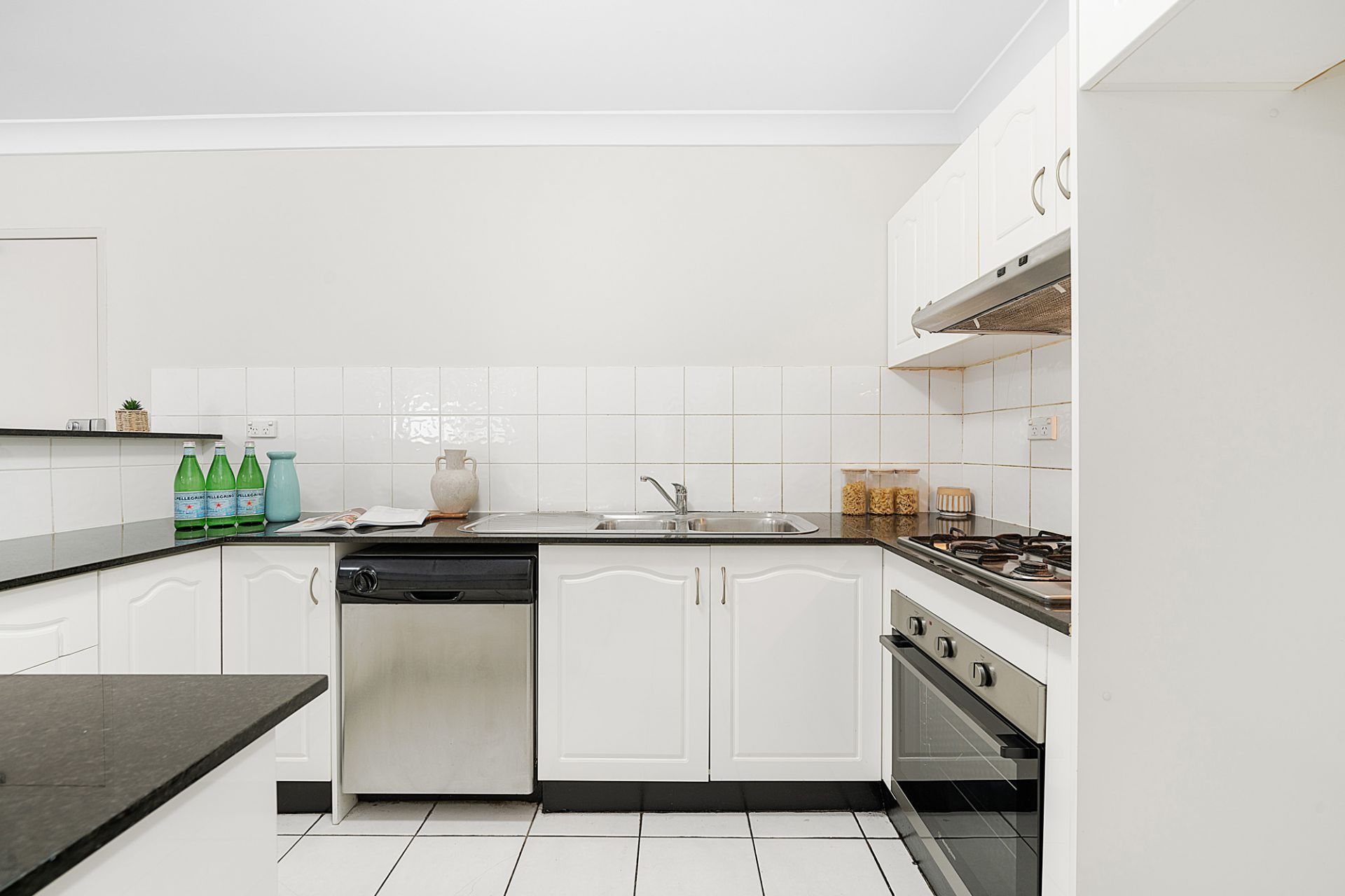 10/11-17 Burleigh Street, Burwood, Burwood - Thumbnail 4